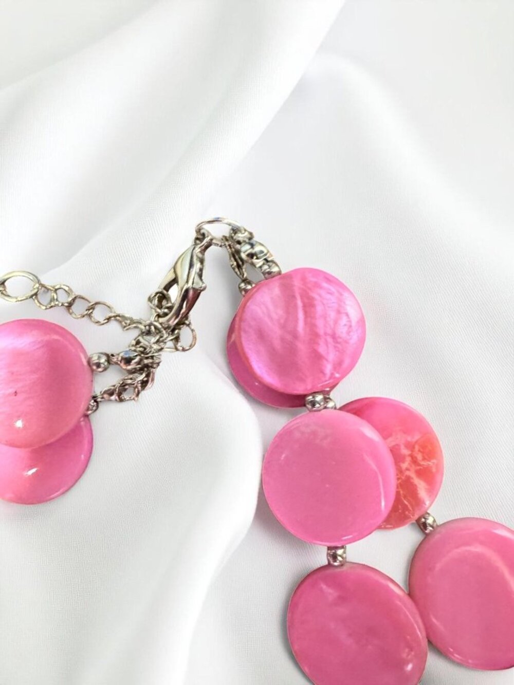 Pink & Black Shell Disc Beaded Statement Necklace With Adjustable Lobster Clasp - Picture 6 of 10